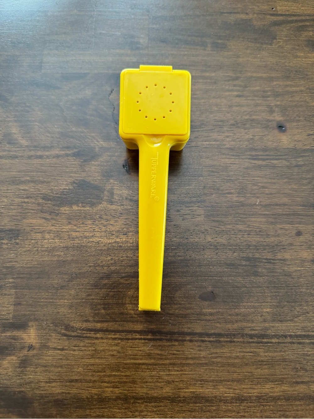 Vintage Tupperware Corn Hugger Butter Dispenser - Great Condition